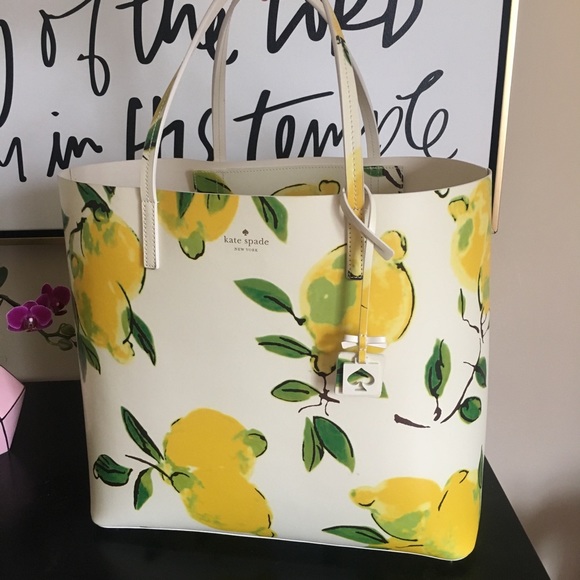 kate spade Handbags - Kate Spade painterly lemon street Len Tote. 🍋